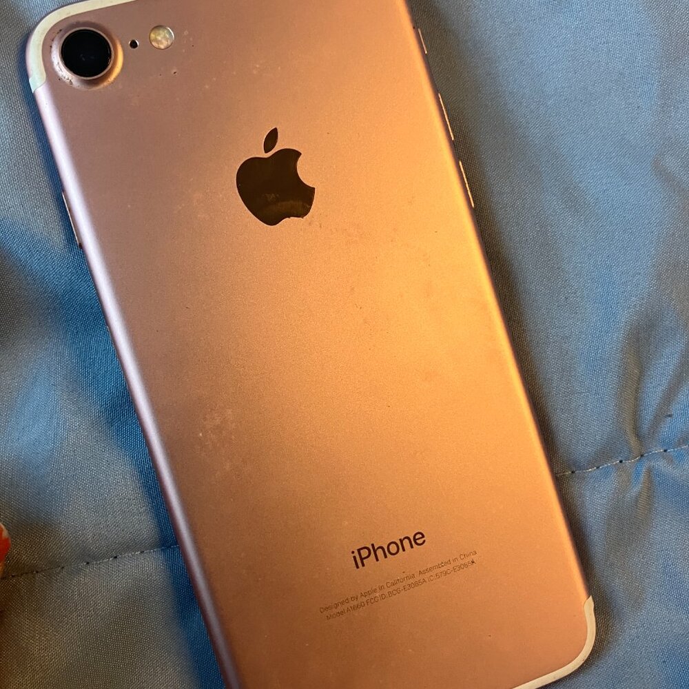 iPhone 7 Rose Gold (For Parts) – iCloud Removed – Model A1660 - Picture 7 of 7